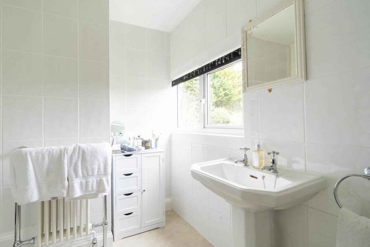 Windrush House Bed and Breakfast Broadway  Esterno foto